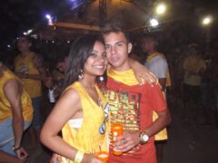 Oktober 10 Anos